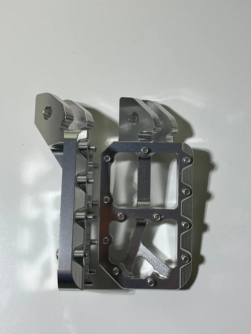 EMoto Silver foot pegs